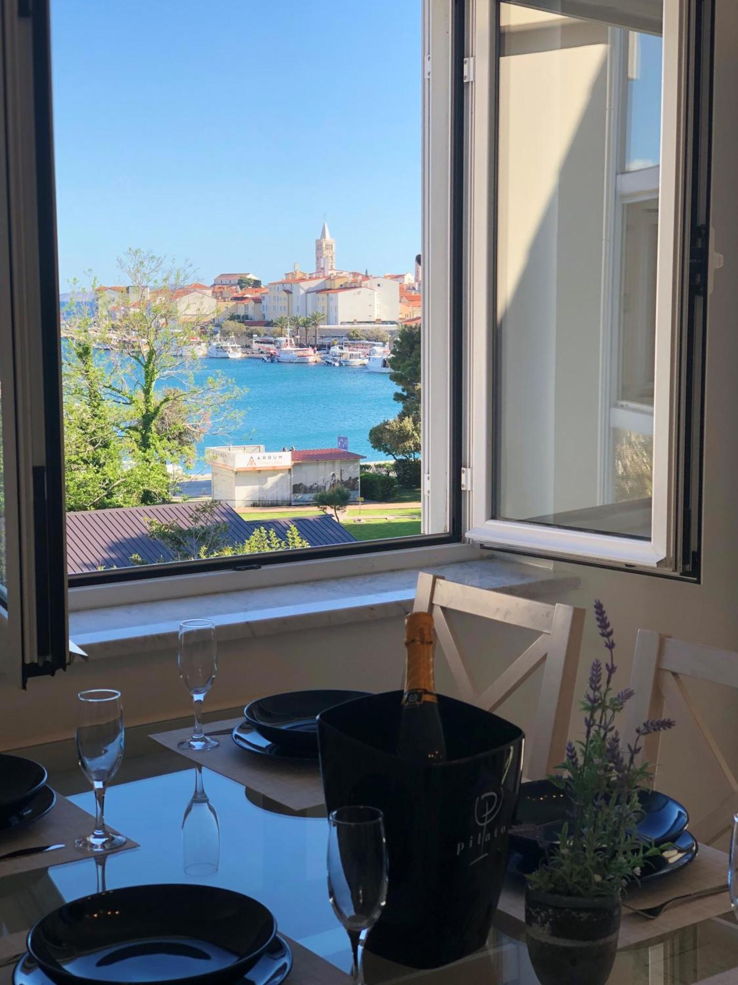 Citypark Apartment Palit Esterno foto