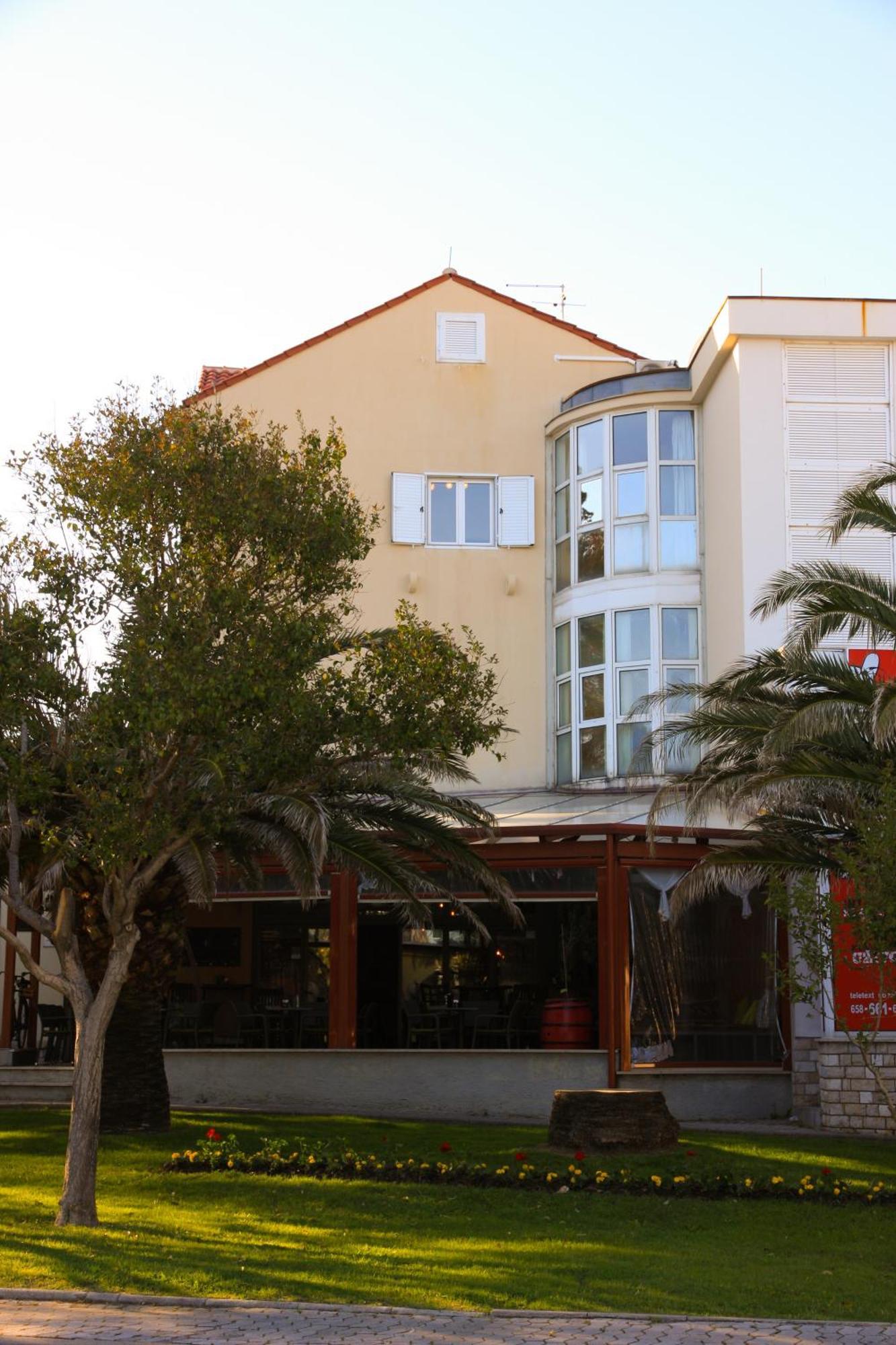 Citypark Apartment Palit Esterno foto